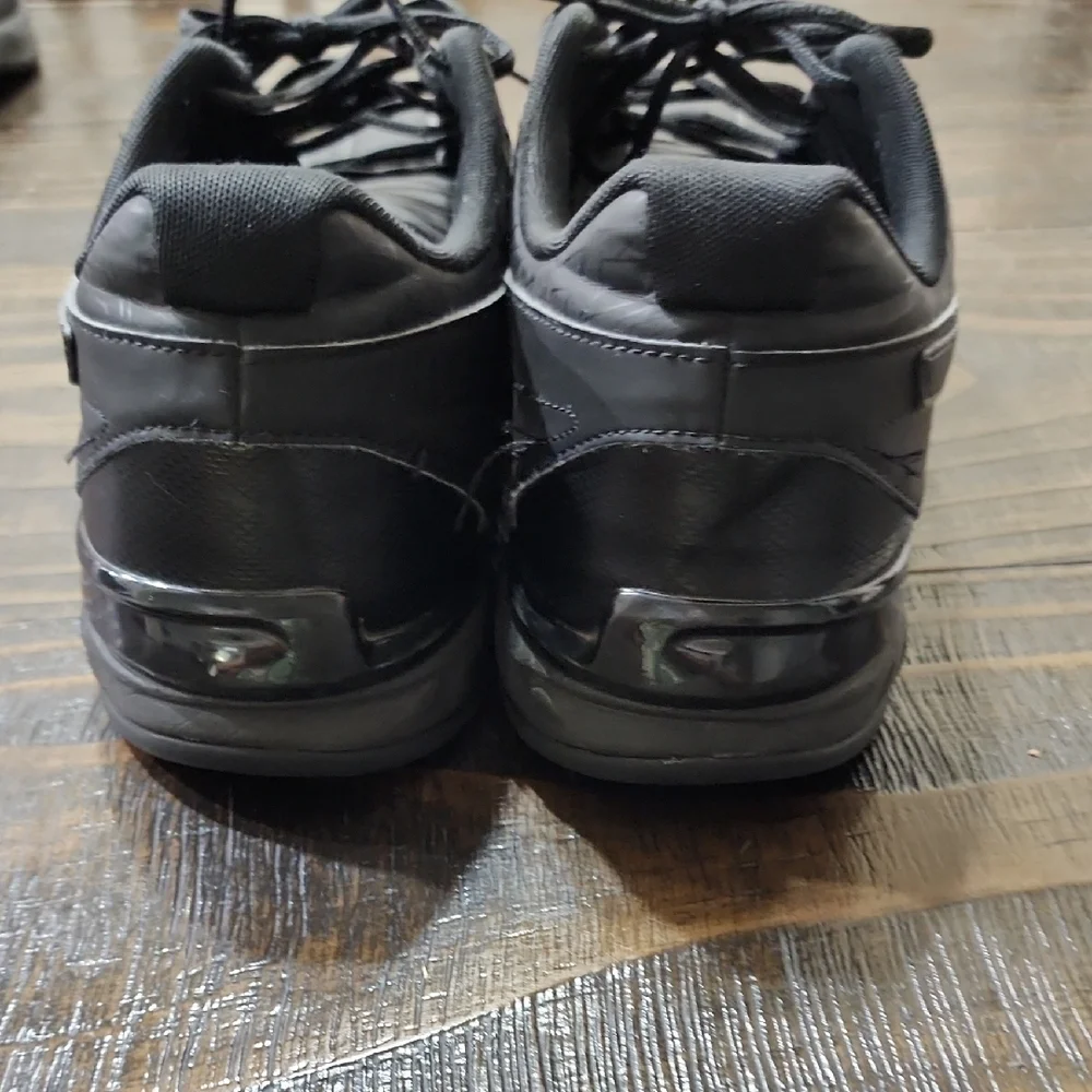 Puma Black Sports Shoes - Picture 3 of 6